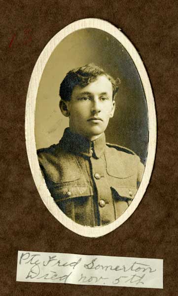 Private Frederick Somerton - Soldat Frederick Somerton